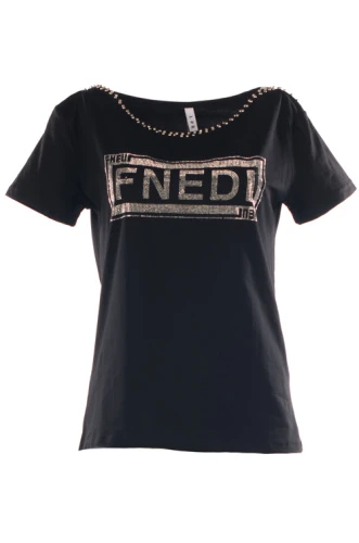 Футболка женская со стразами 2297570