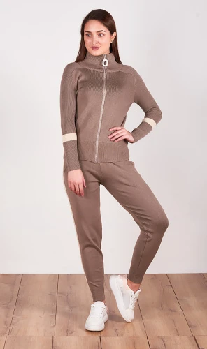 Костюм женский спортивный вязаный 252944