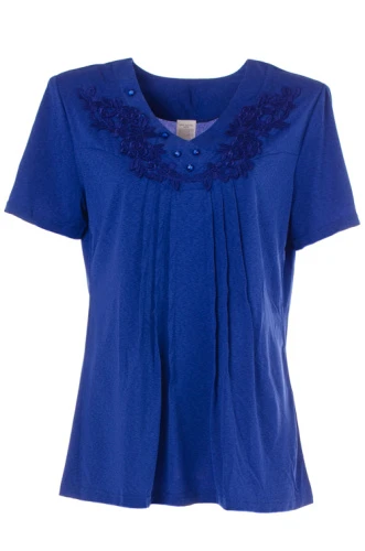 Футболка женская с нашивкой 248369